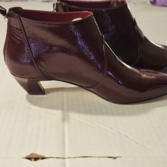 Nine West Glossy Burgundy Ankle Boots - Picture 7 of 9